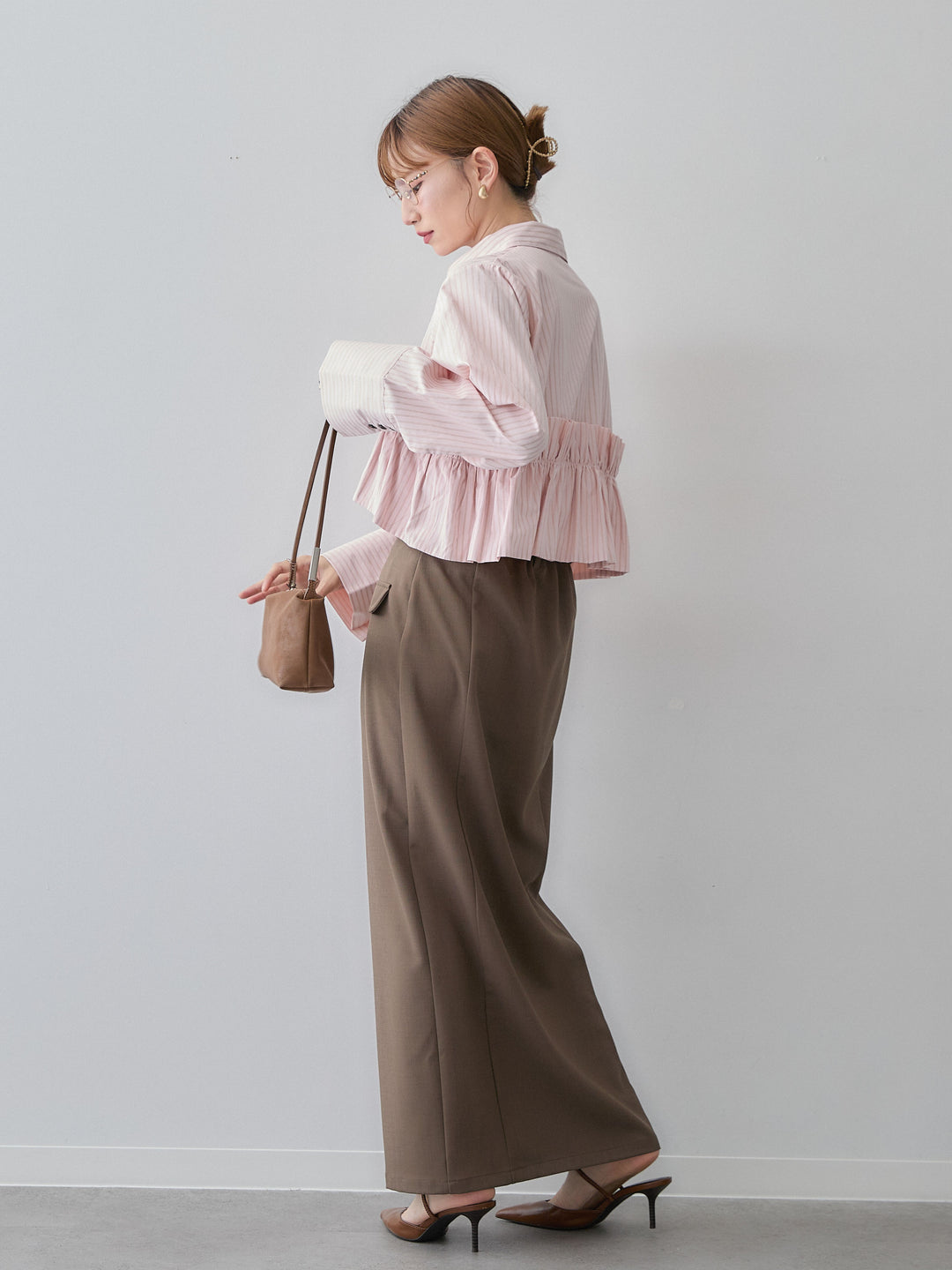 【着回しセット】ストライプフリルシャツ+クレープデシンフラップ付きストレートスカート+ツイルタックコクーンパンツ(3set)