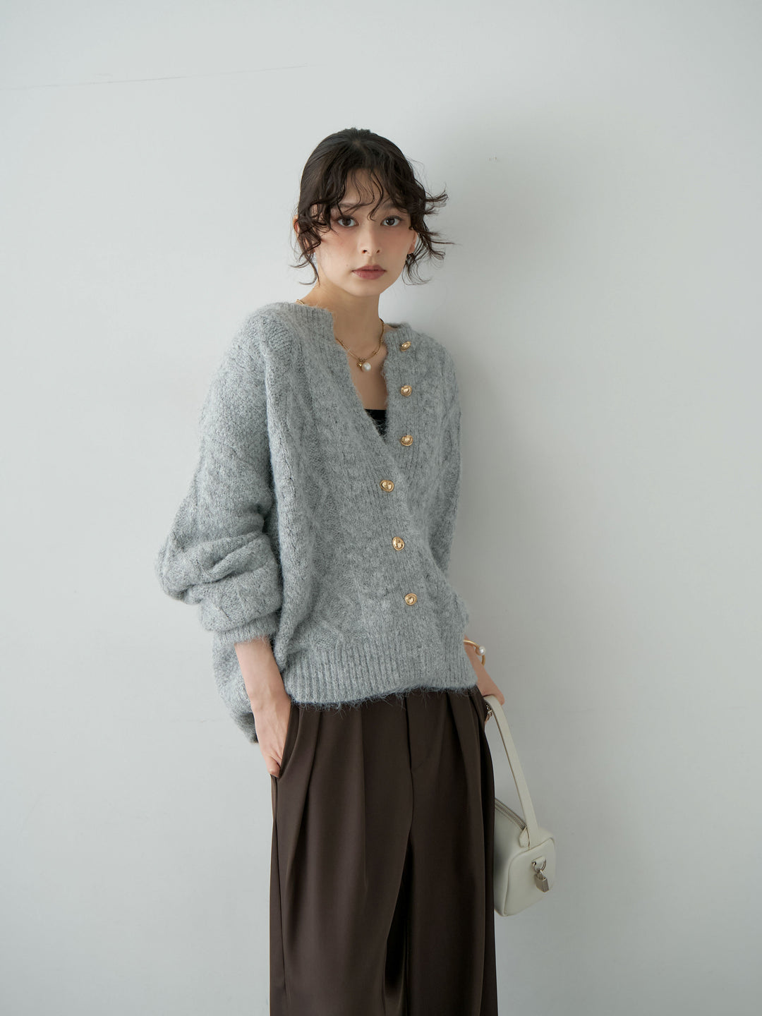 [SET]ゴールドボタンケーブルシャギーガーディガン+ツイルタックワイドパンツ(2set)