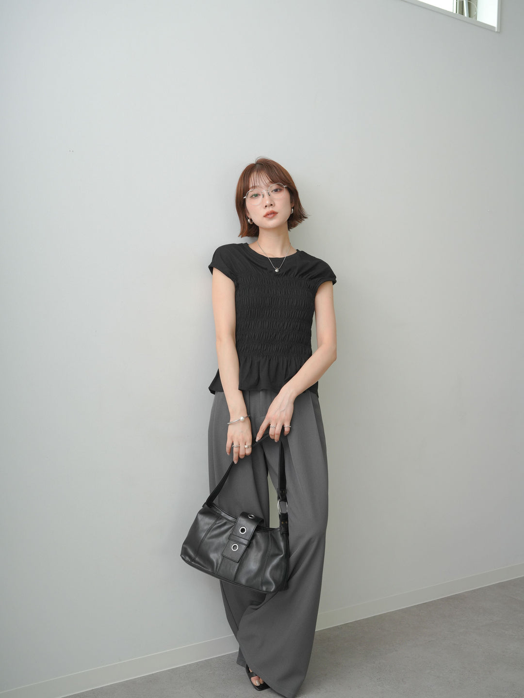 [予約]フレンチスリーブシャーリングトップス/black