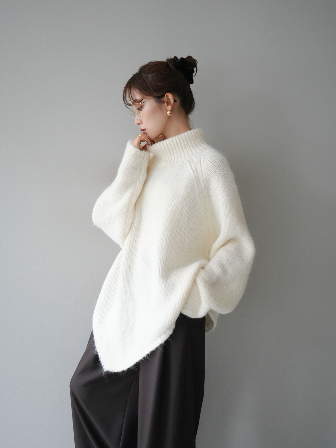 [予約]アシンメトリーハイネックニットプルオーバー/beige