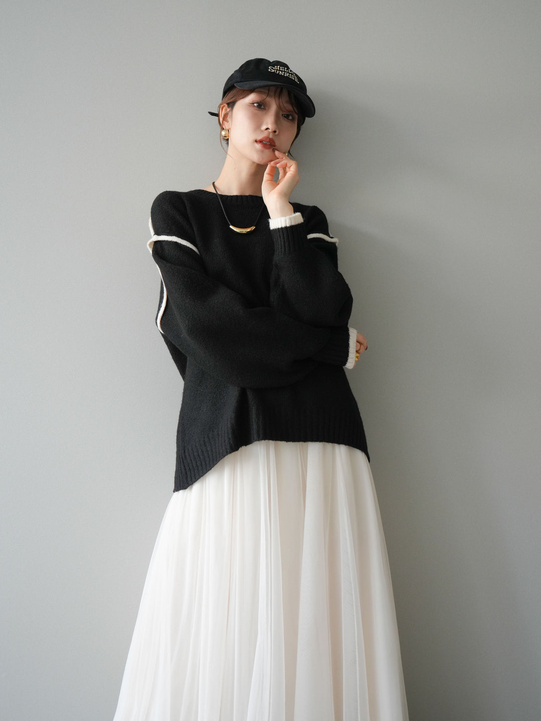 [予約]バイカラーパイピングニットプルオーバー/black