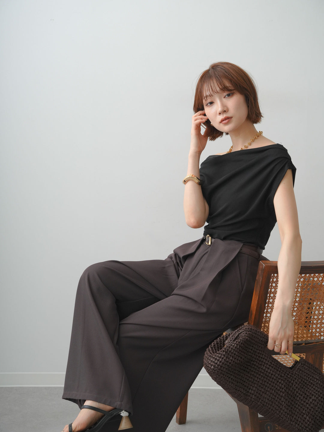 [SET]ネックチュールドレープアシメトップス+選べるアクセセット(2set)