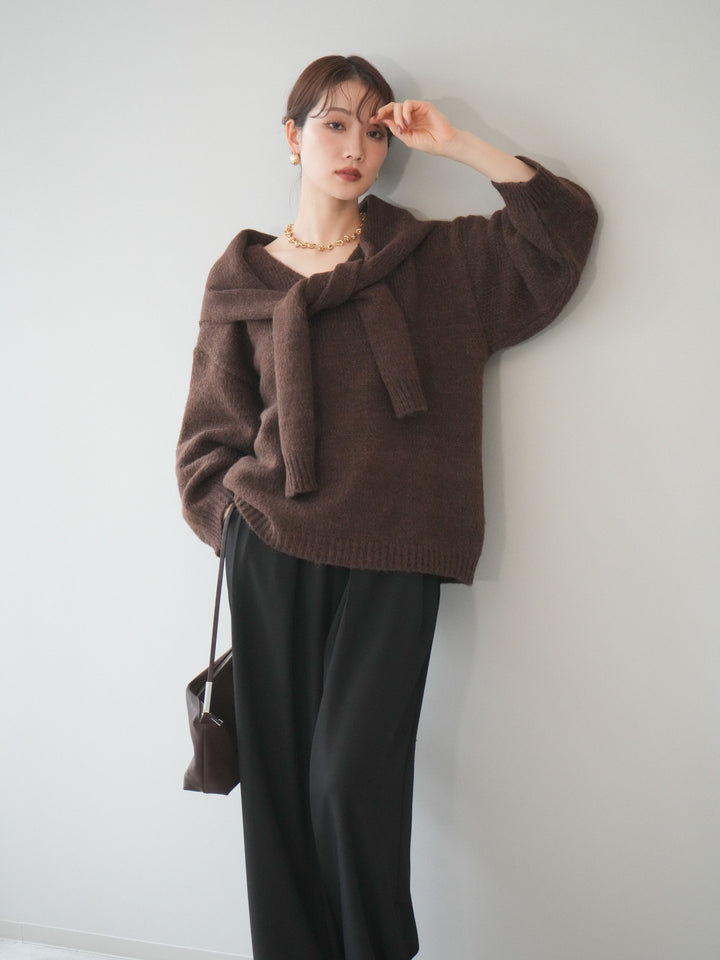 [予約]ストール付きVネックニットプルオーバー/brown