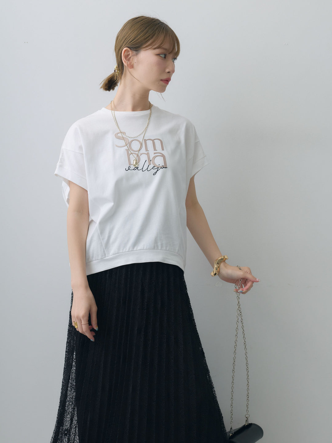 [SET]立体ロゴエンボスTEE +フローラルレースプリーツスカート(2set)