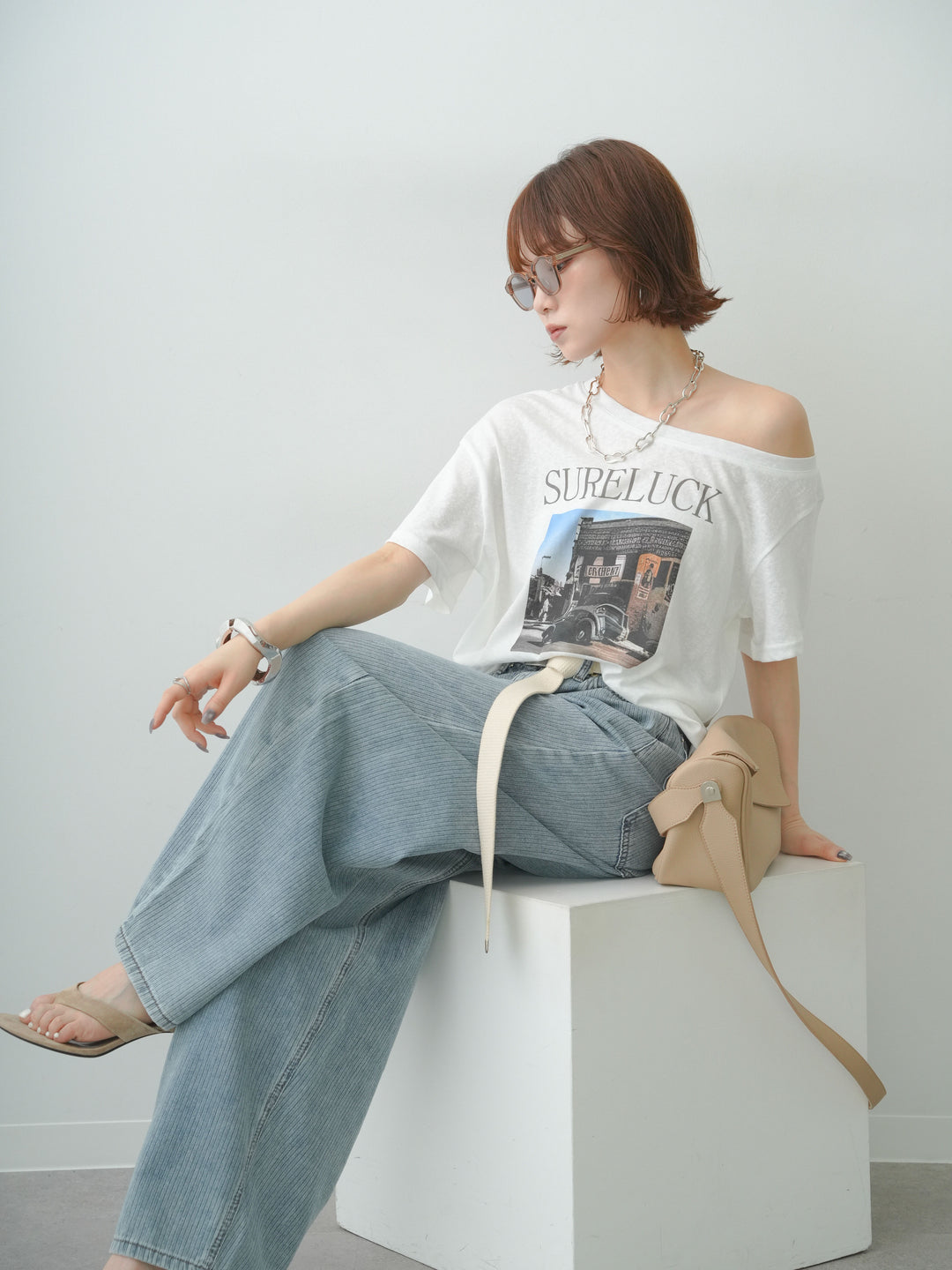 [SET]ワイドネックプリントTEE+ニュアンスウォッシュカーブデニム(2set)