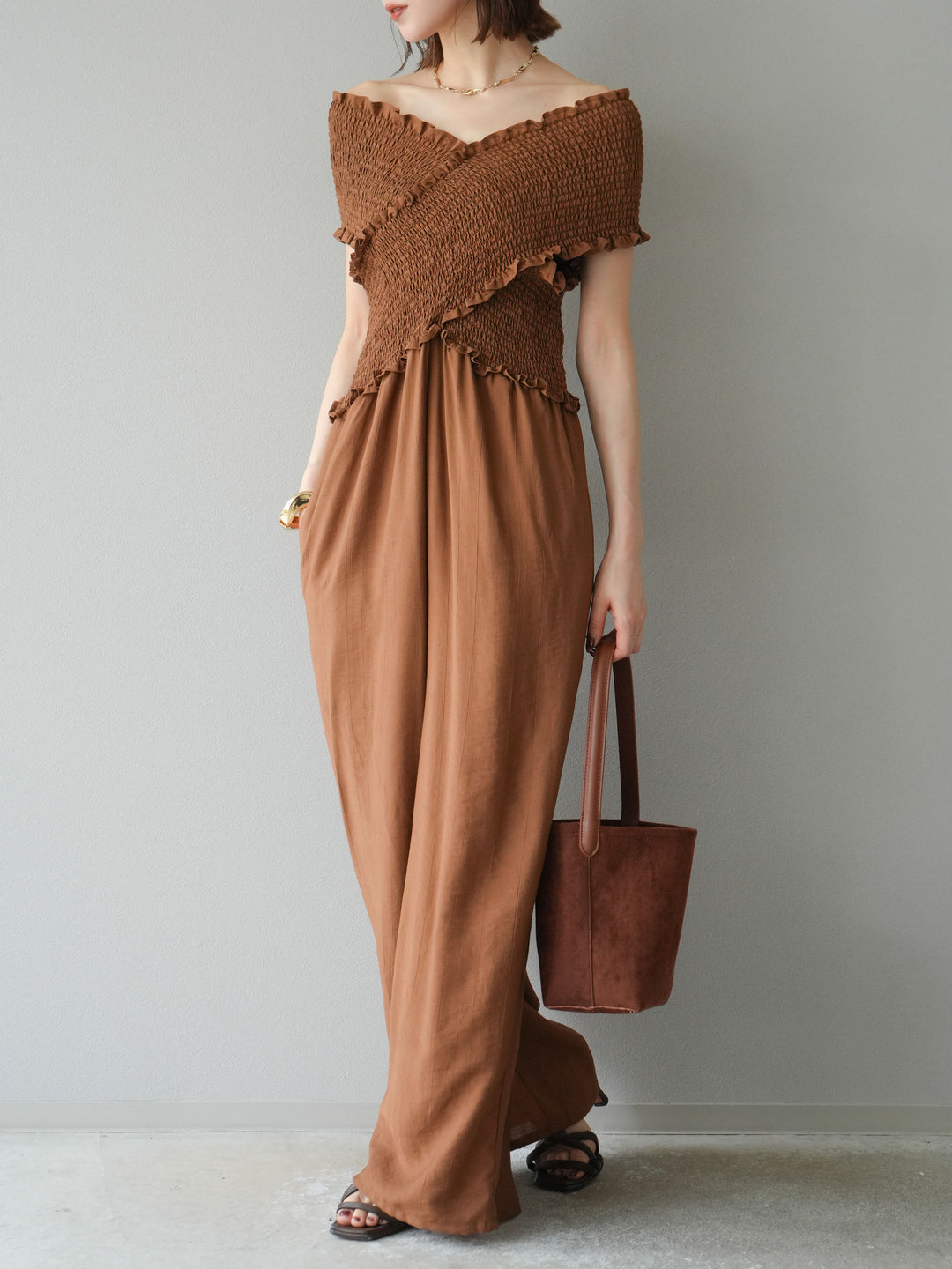 [予約]シャーリングクロスサロペット/ブラウン