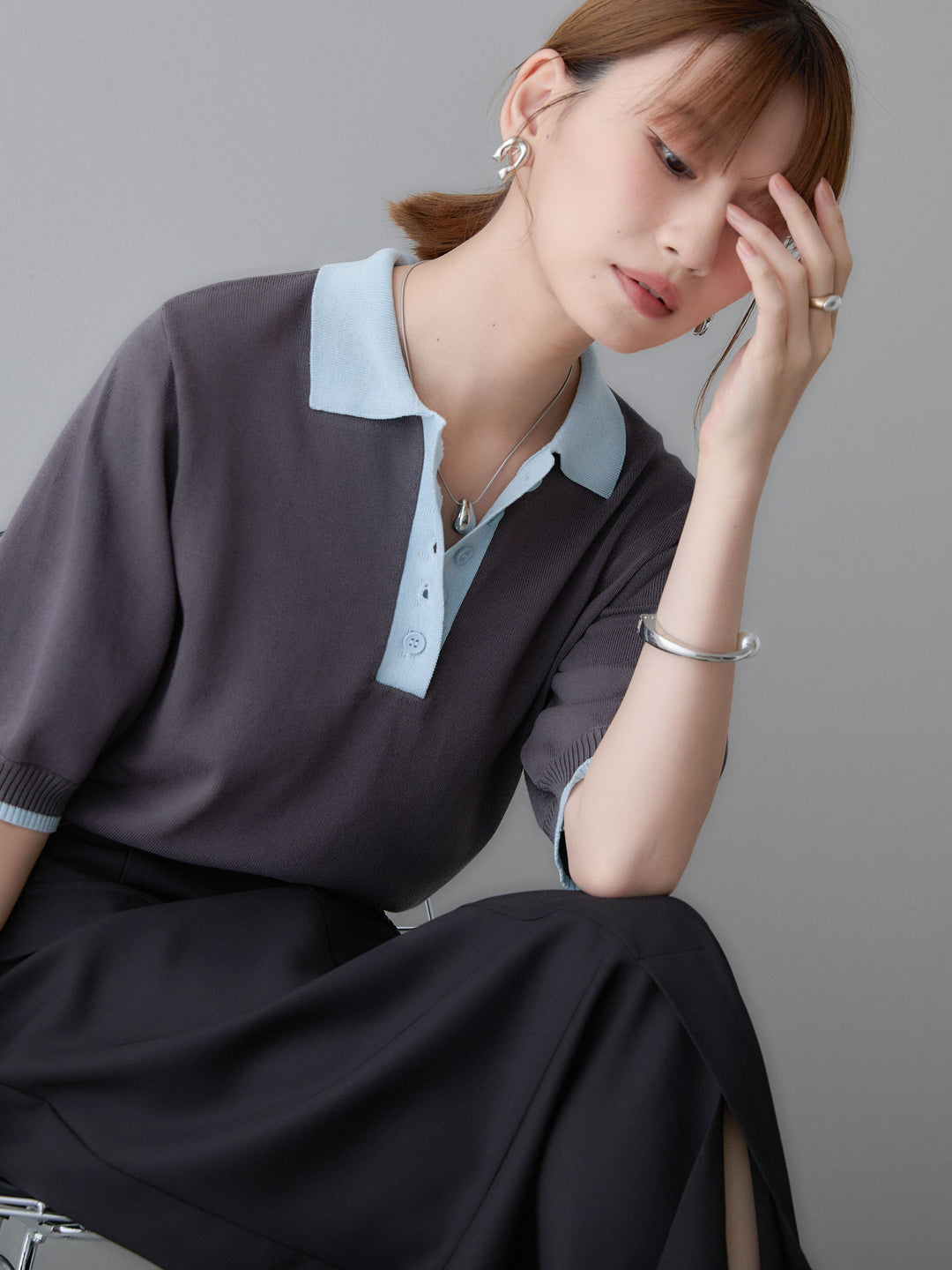 [SET]クールタッチバイカラーハーフニットポロ+クレープデシンフラップ付きストレートスカート(2set)
