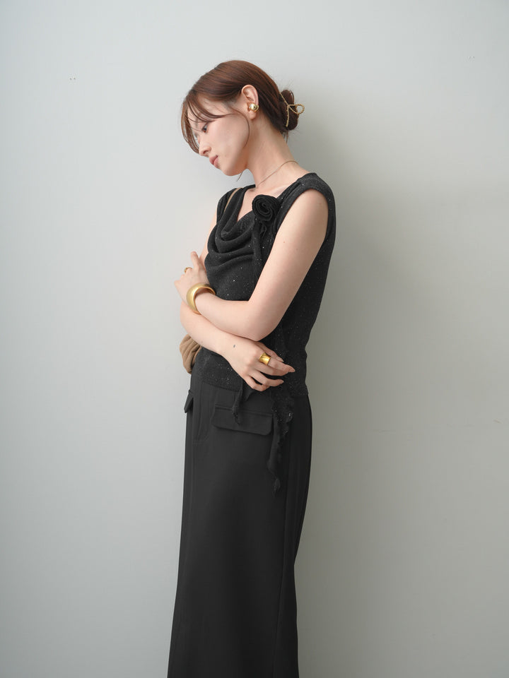 [SET]フラワーブローチ付ラメシアーノースリトップス+クレープデシンフラップ付きストレートスカート(2set)
