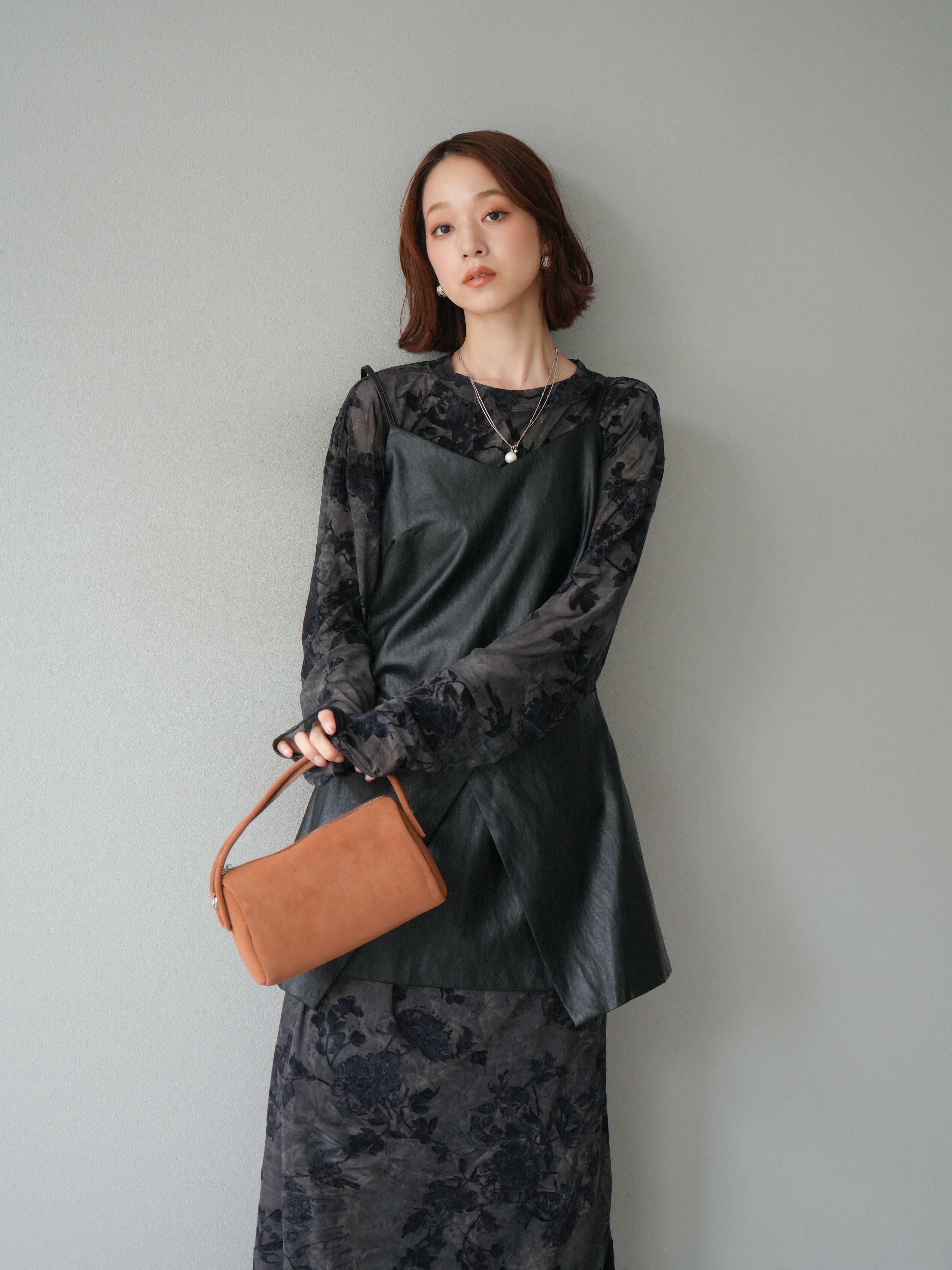 予約]レイヤードレザーキャミソールチュニック/ブラック – Lumier