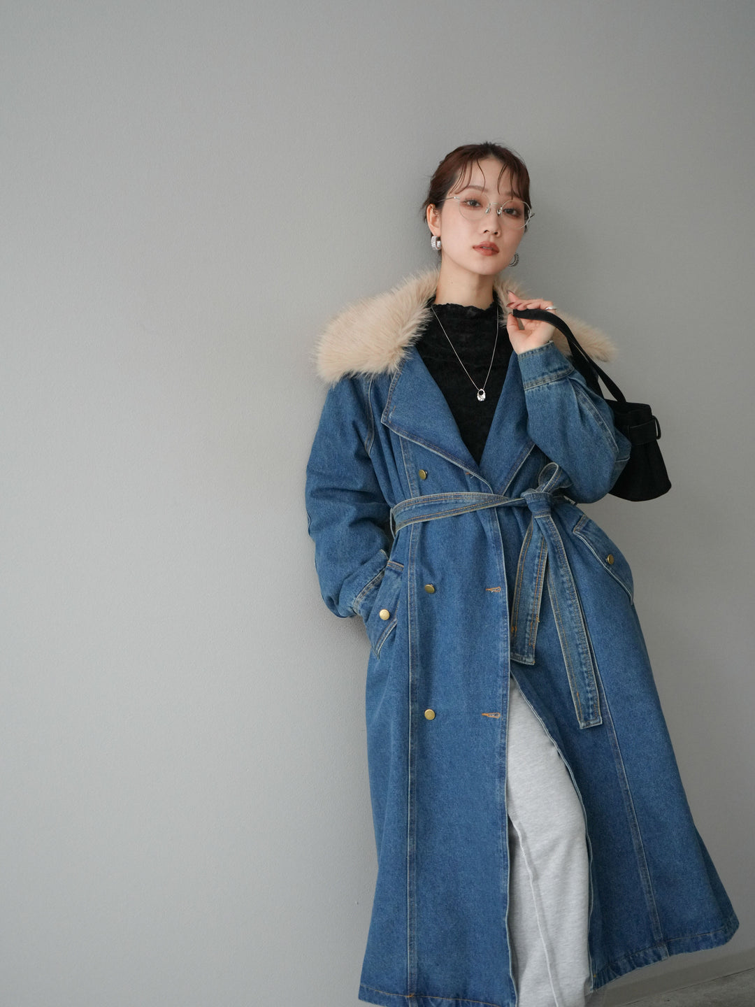 [予約]ファー襟デニムロングコート/blue