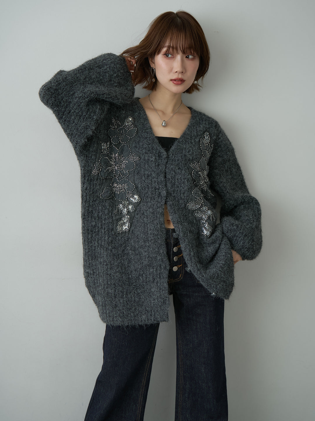 [予約]フローラルビーズニットロングカーディガン/darkgray