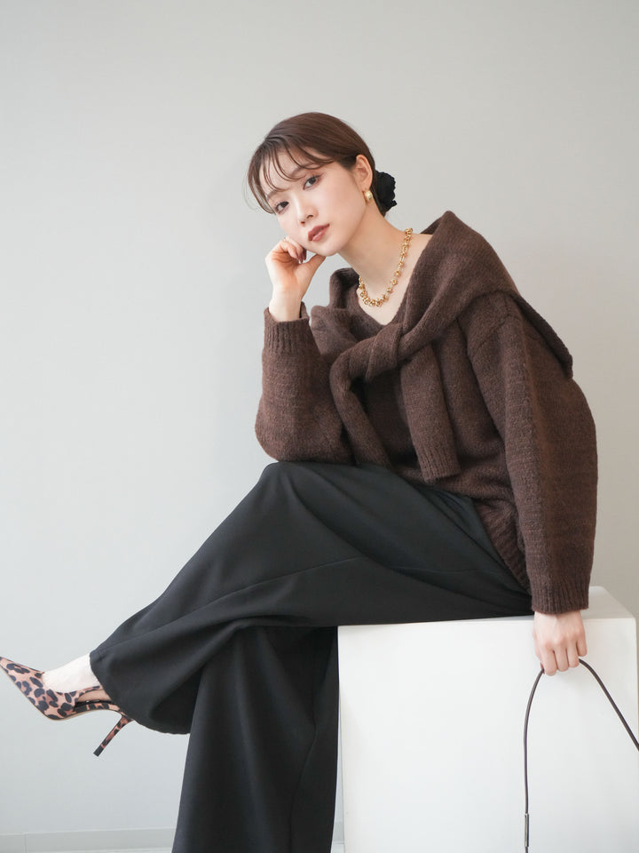 [予約]ストール付きVネックニットプルオーバー/brown