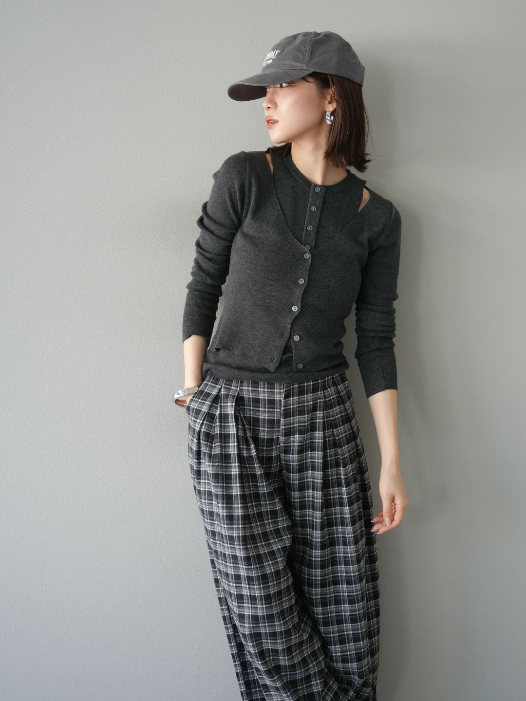 [予約]レイヤードデザインニットカーディガン/チャコール