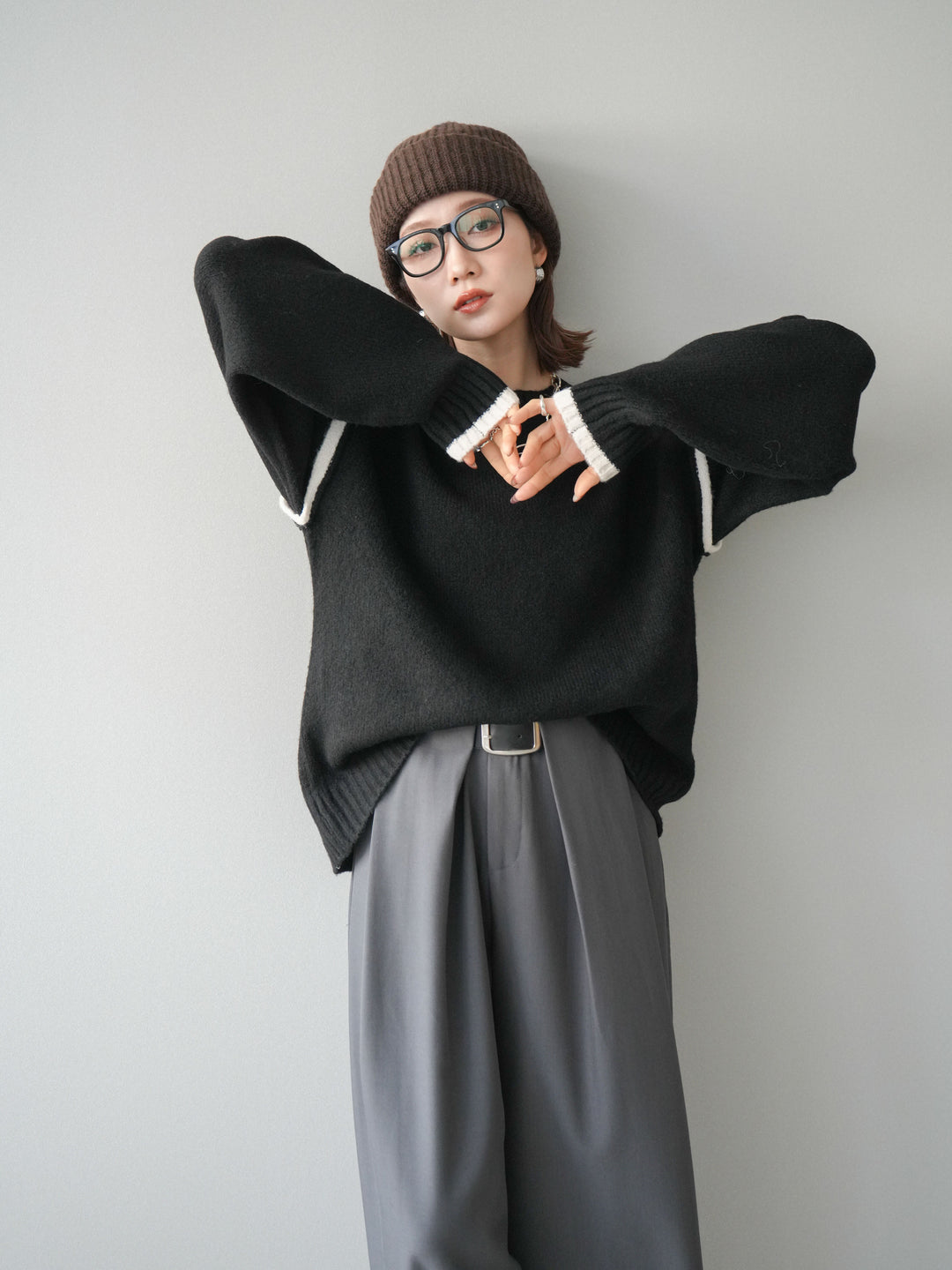 [予約]バイカラーパイピングニットプルオーバー/black