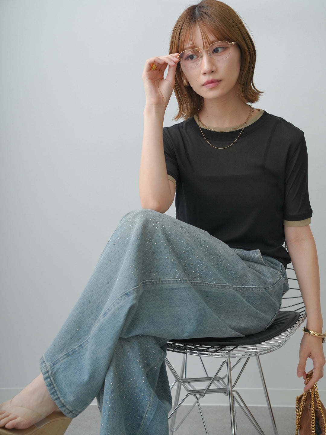 [SET]トリムレイヤードシアー半袖トップス+フロントビジューカーブデニムパンツ(2set)