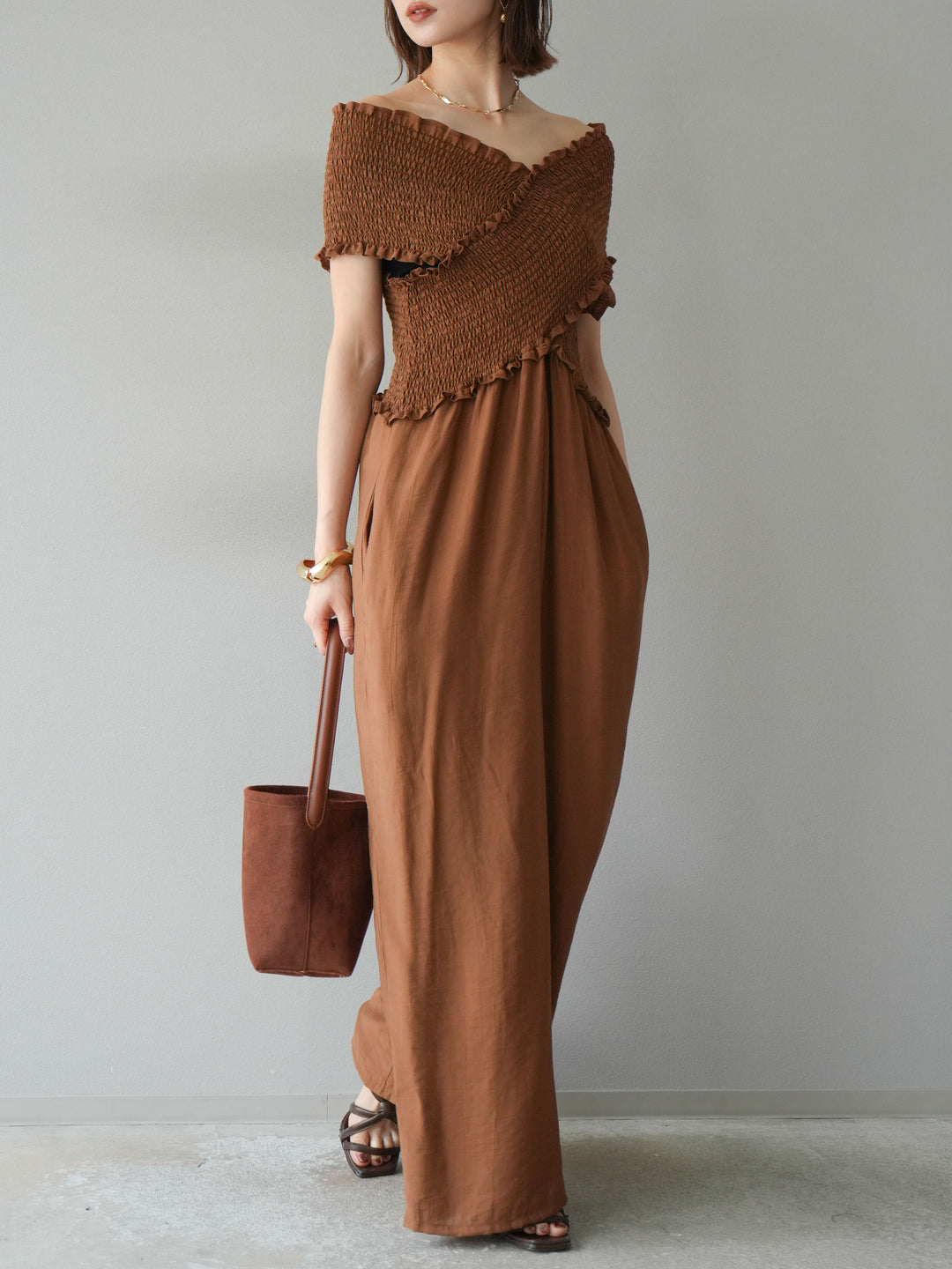 [予約]シャーリングクロスサロペット/ブラウン