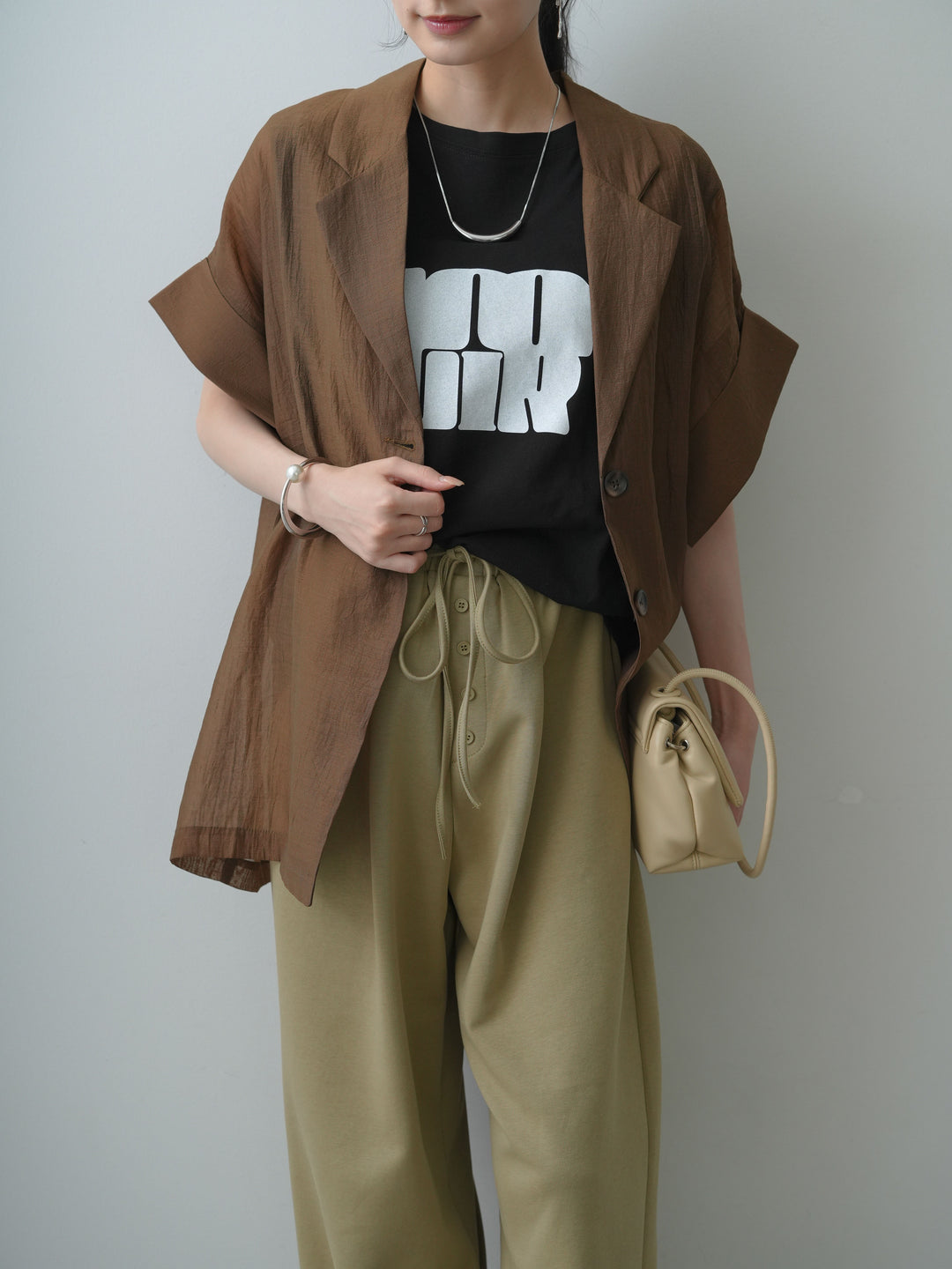 [SET]シアーオーバー半袖ジャケット+ショルダータックノースリーブオーバーTEE+リラックスドレープスウェットパンツ(3set)