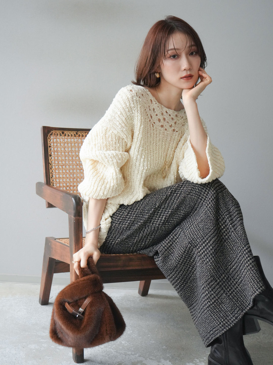 [予約]ボートネック透かし編みニットプルオーバー/white