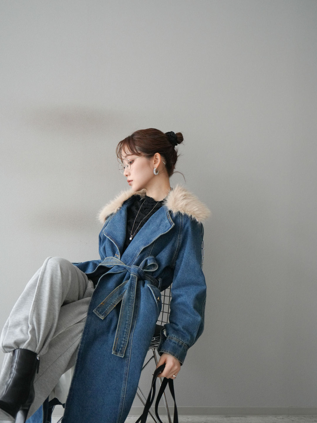 [予約]ファー襟デニムロングコート/blue