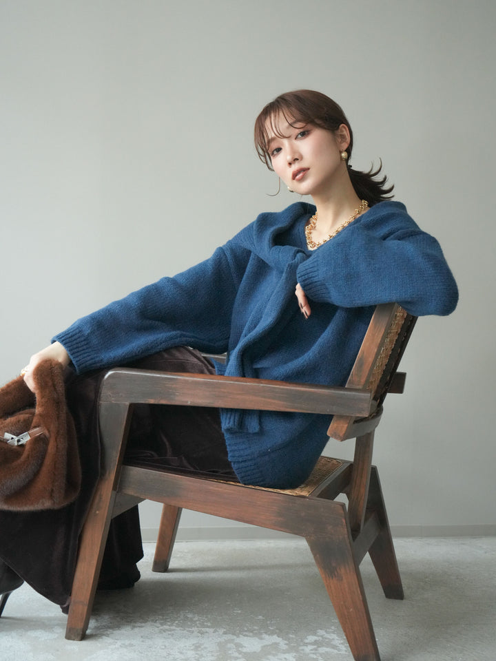 [予約]ストール付きVネックニットプルオーバー/blue