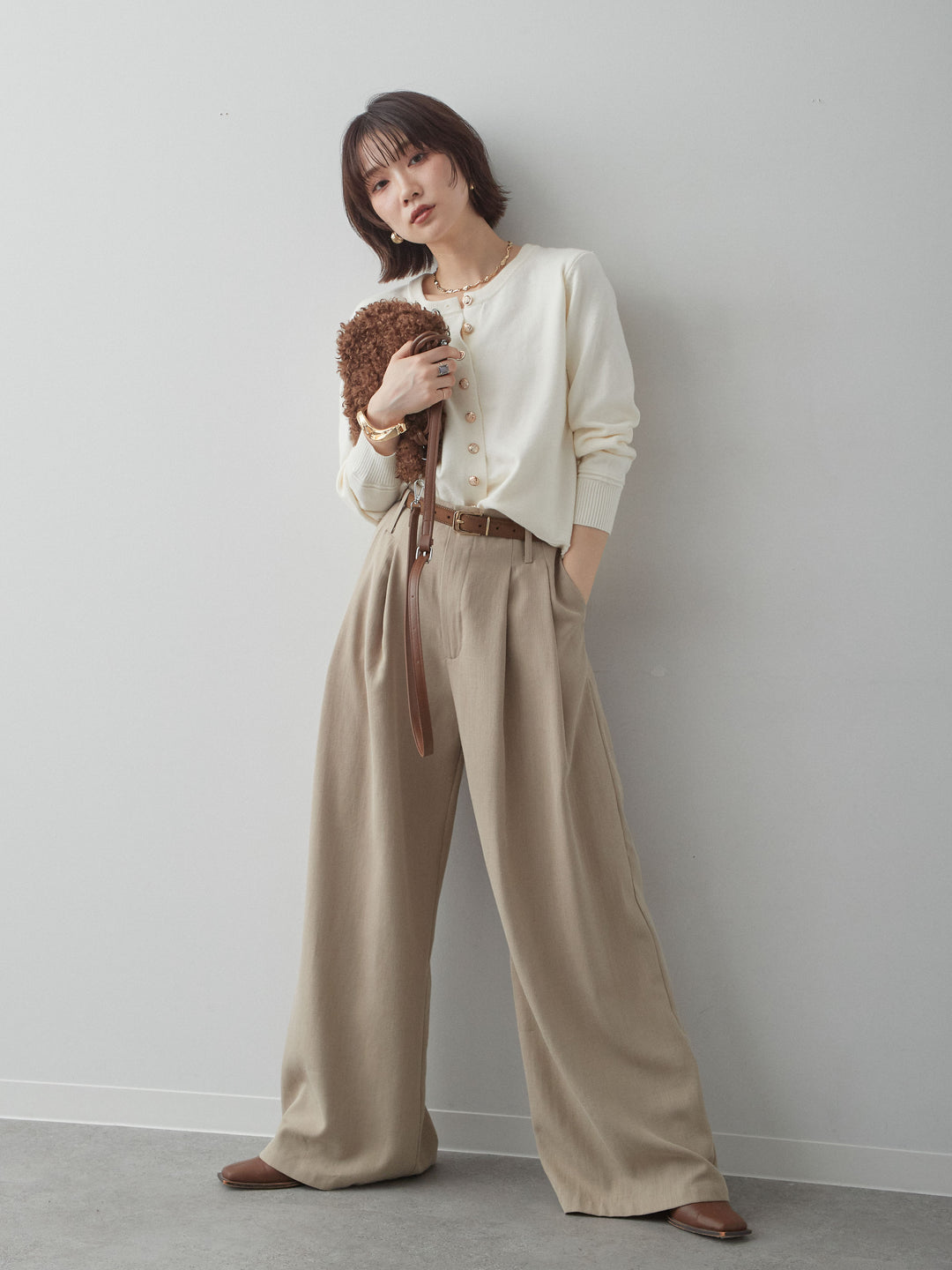 [SET]ゴールドボタンニットカーディガン+ツータックドレープストレートパンツ(2set)