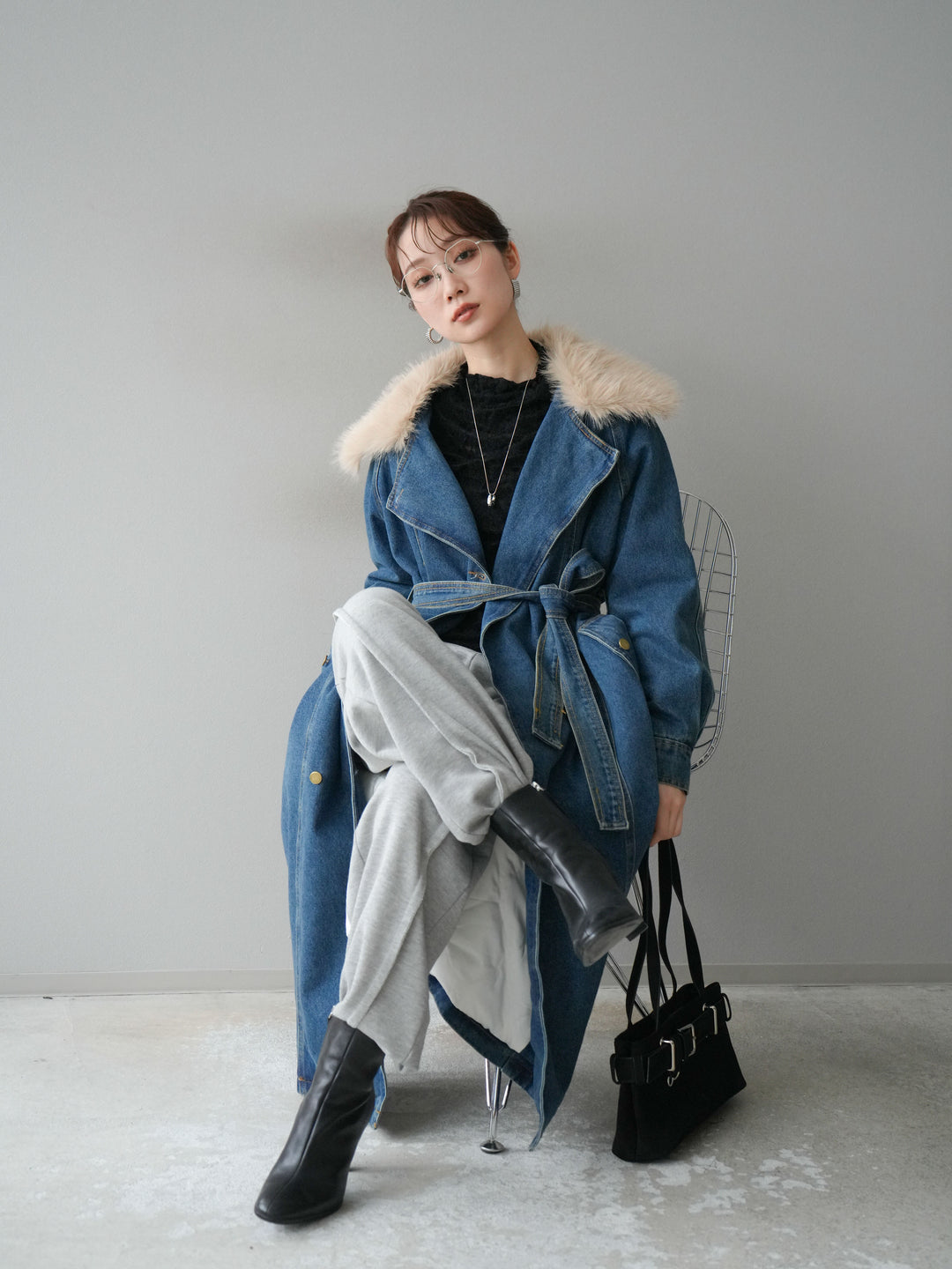 [予約]ファー襟デニムロングコート/blue