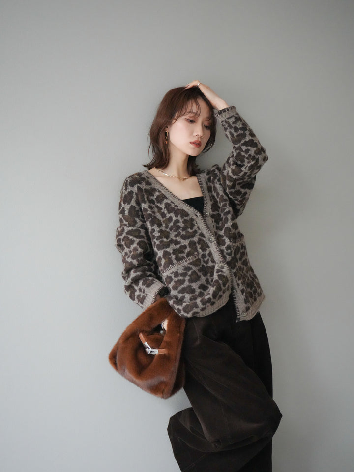 [予約]アニマル柄ステッチニットカーディガン/khaki