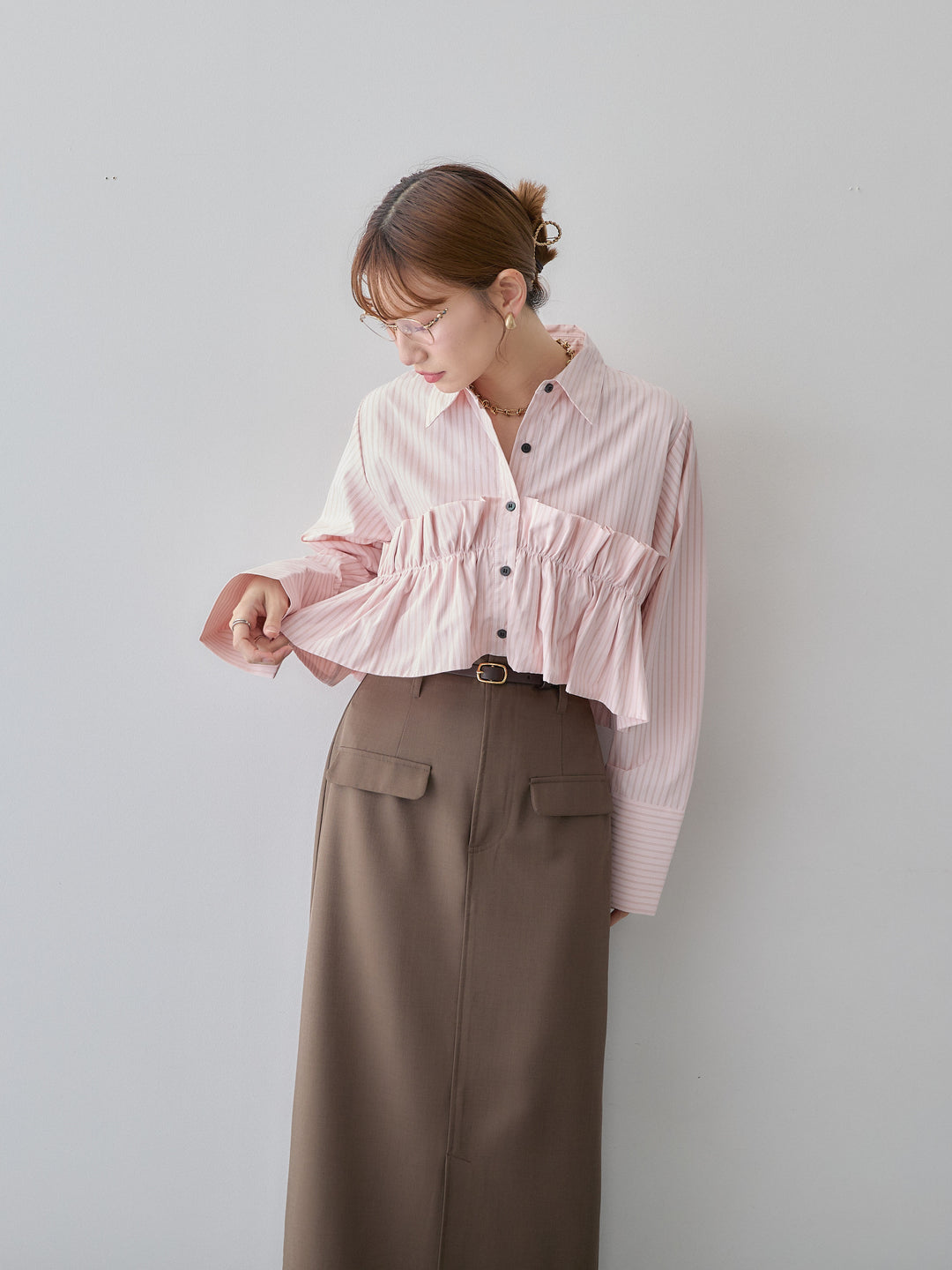 [SET]ストライプフリルシャツ+クレープデシンフラップ付きストレートスカート(2set)