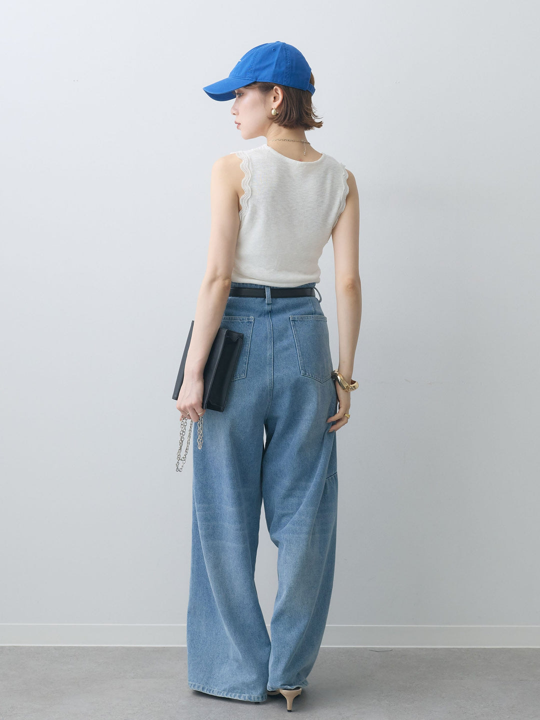 [SET]カーブデザインリブニットタンクトップ+ハイウエストベルトループデザインデニムパンツ(2set)