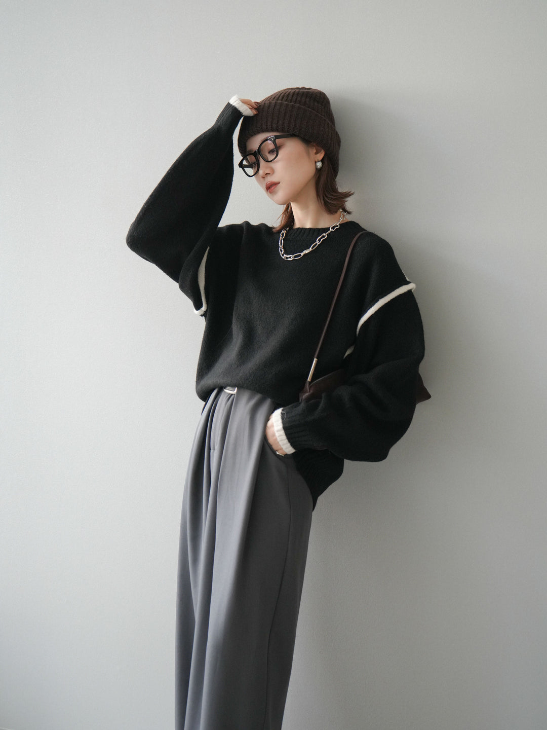 [予約]バイカラーパイピングニットプルオーバー/black