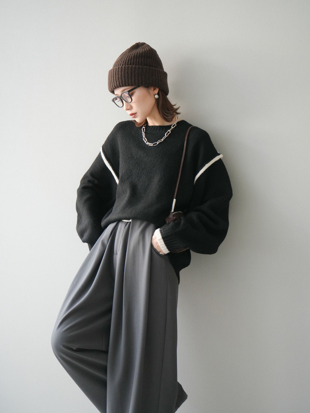 [予約]バイカラーパイピングニットプルオーバー/black