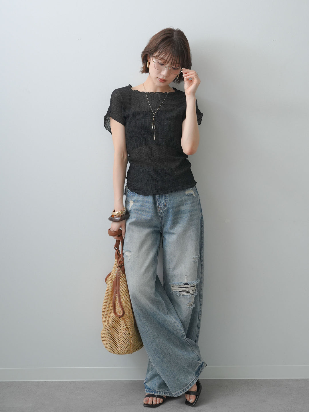 [SET]シャーリングシアーバックオープンフレンチトップス+ダメージデニムセミワイドパンツ(2set)