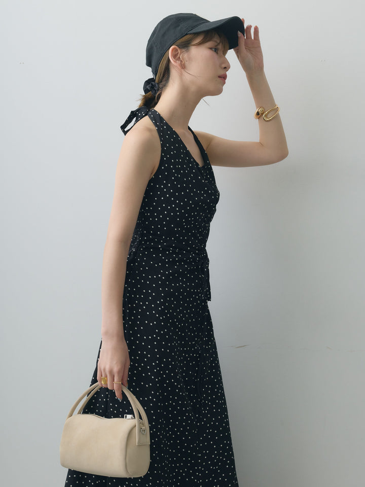 [予約]ホルターネックドット柄シャーリングデザインワンピース/black