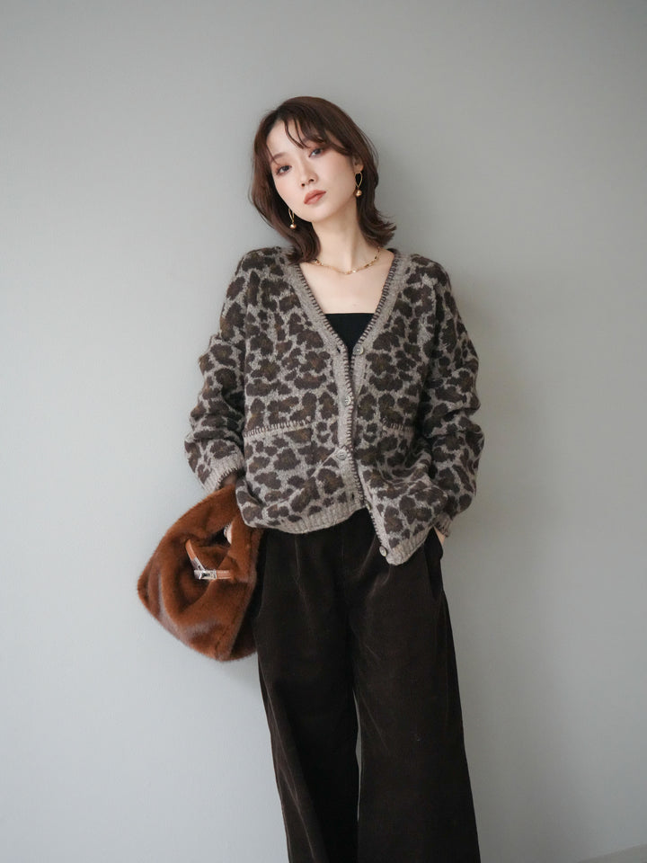 [予約]アニマル柄ステッチニットカーディガン/khaki