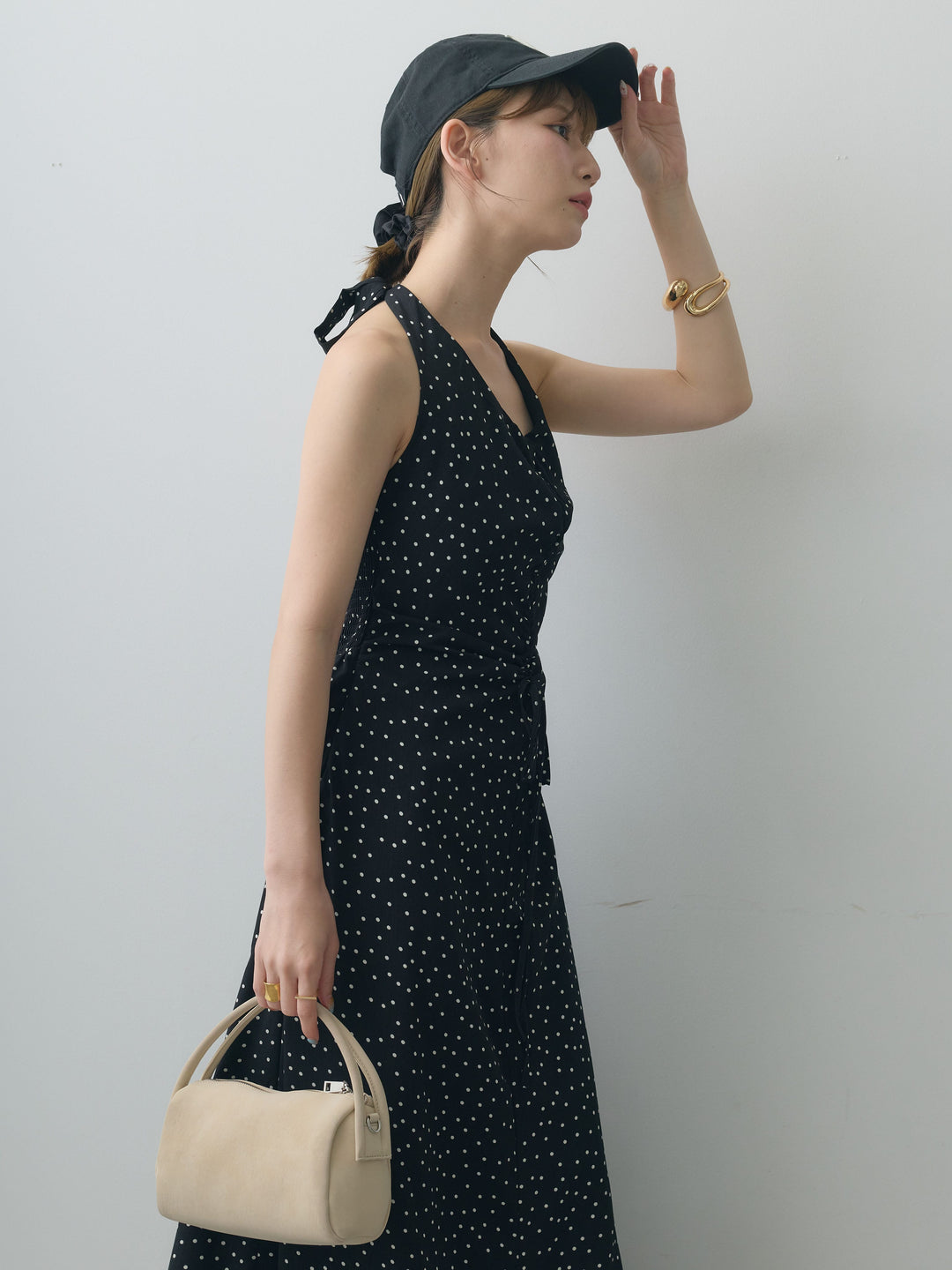 [SET]ホルターネックドット柄シャーリングデザインワンピース+ホルターネックドット柄シャーリングデザインワンピース(2set)