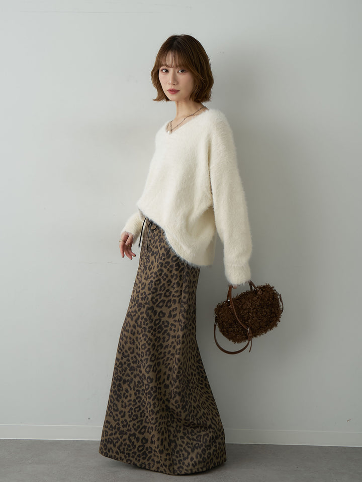[SET]バックリボンVネックシャギーニットトップス+スウェードタッチレオパードIラインスカート(2set)