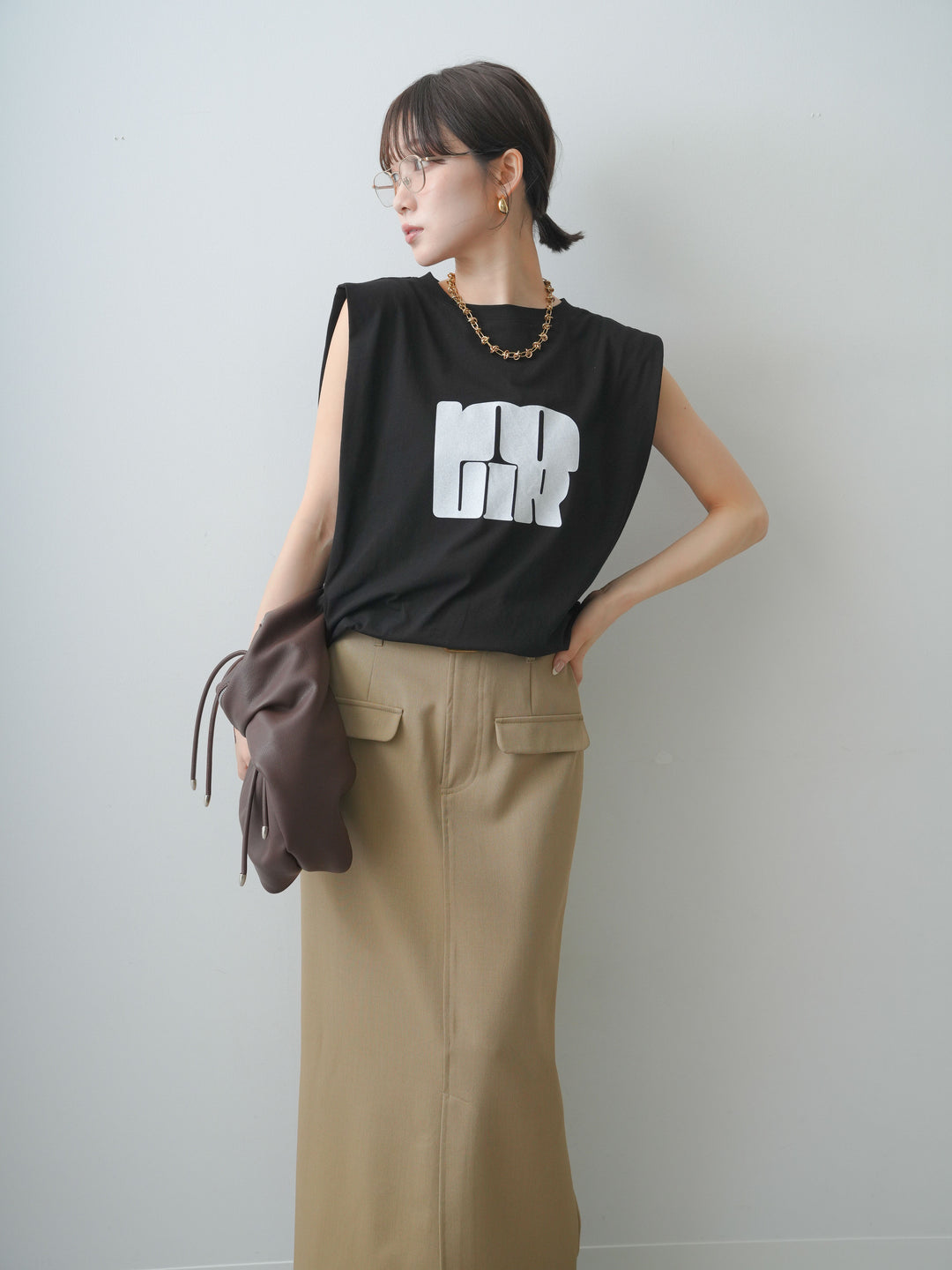 [SET]ショルダータックノースリーブオーバーTEE+ショルダータックノースリーブオーバーTEE+クレープデシンフラップ付きストレートスカート(3set)