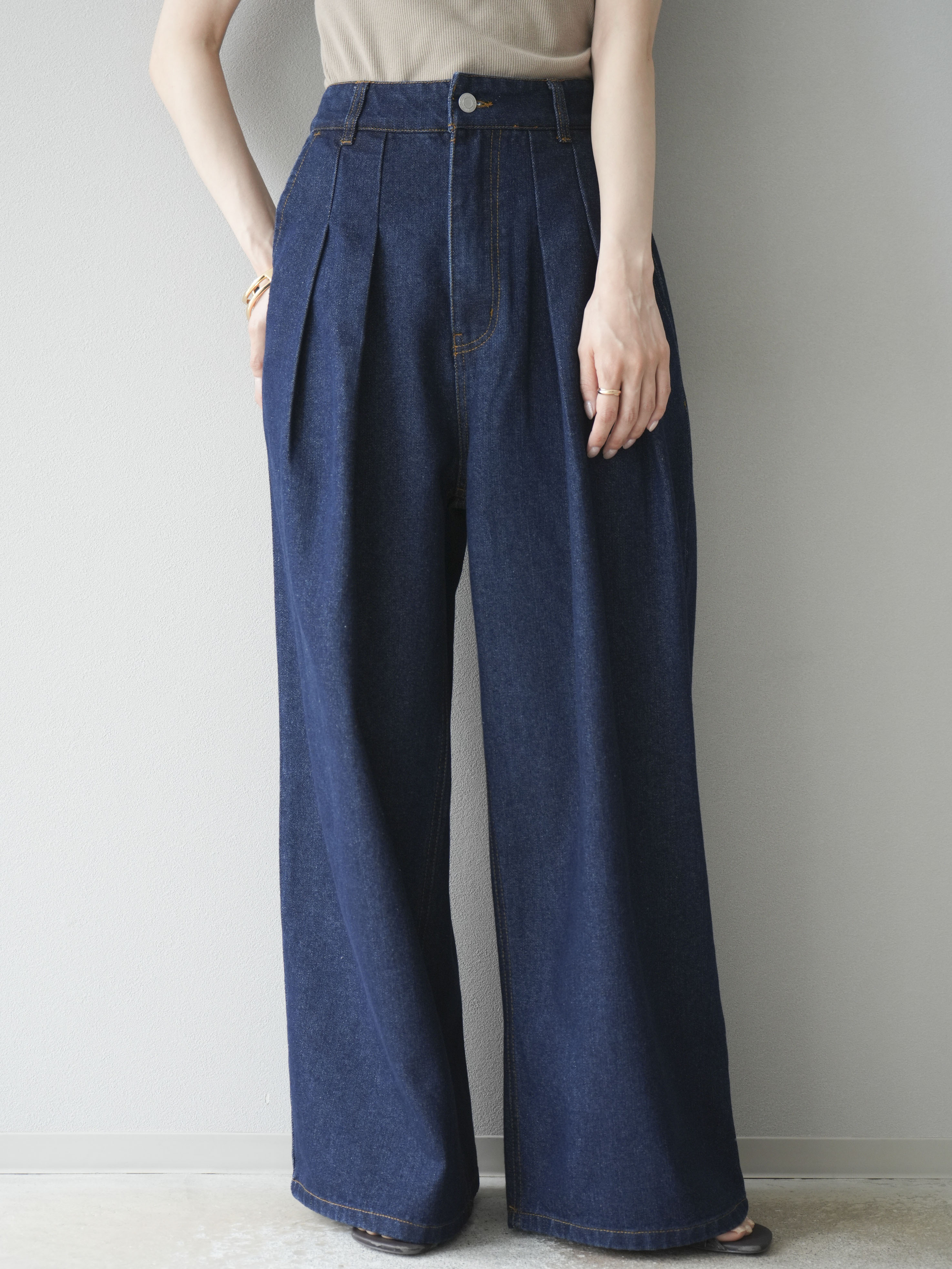 予約]ダブルタックワイドデニムパンツ/インディゴ – Lumier