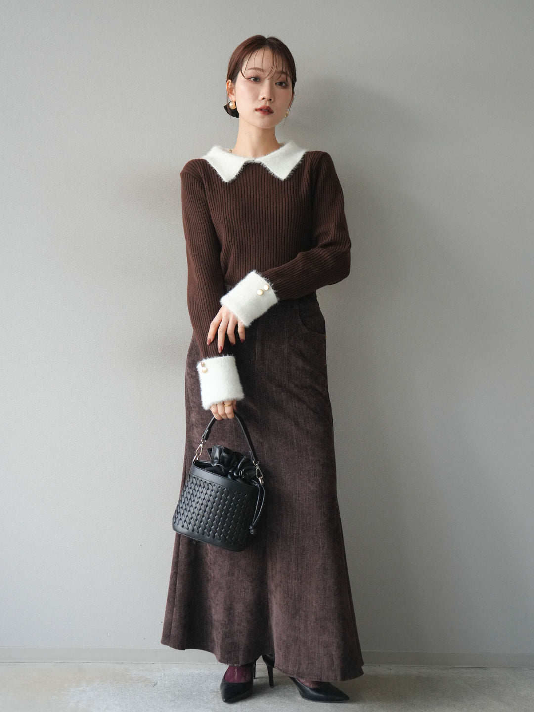 [SET]シャギー襟リブニットトップス+ベルベットマーメイドスカート(2set)