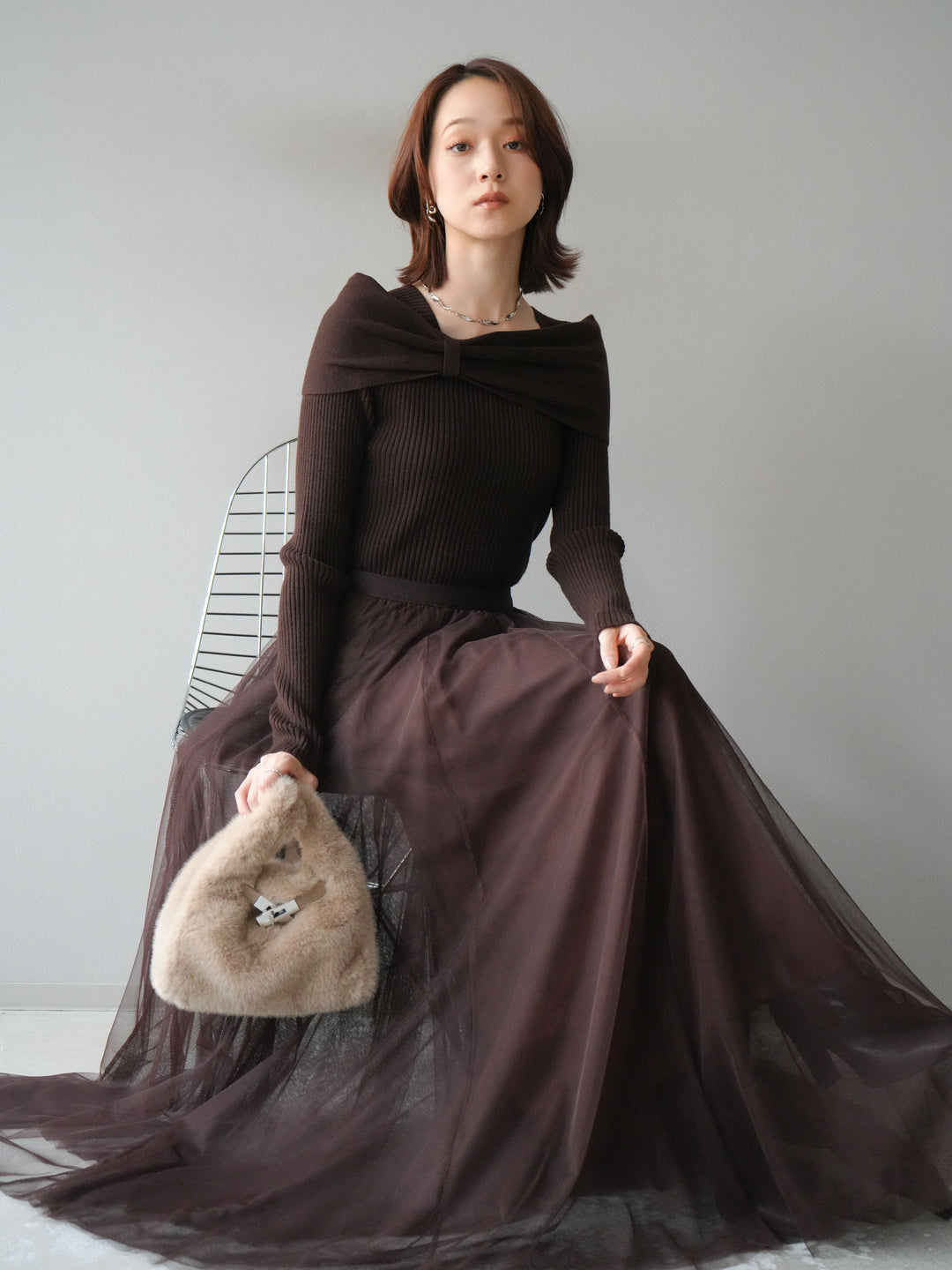 [予約]リボンモチーフオフショルリブニットトップス/brown