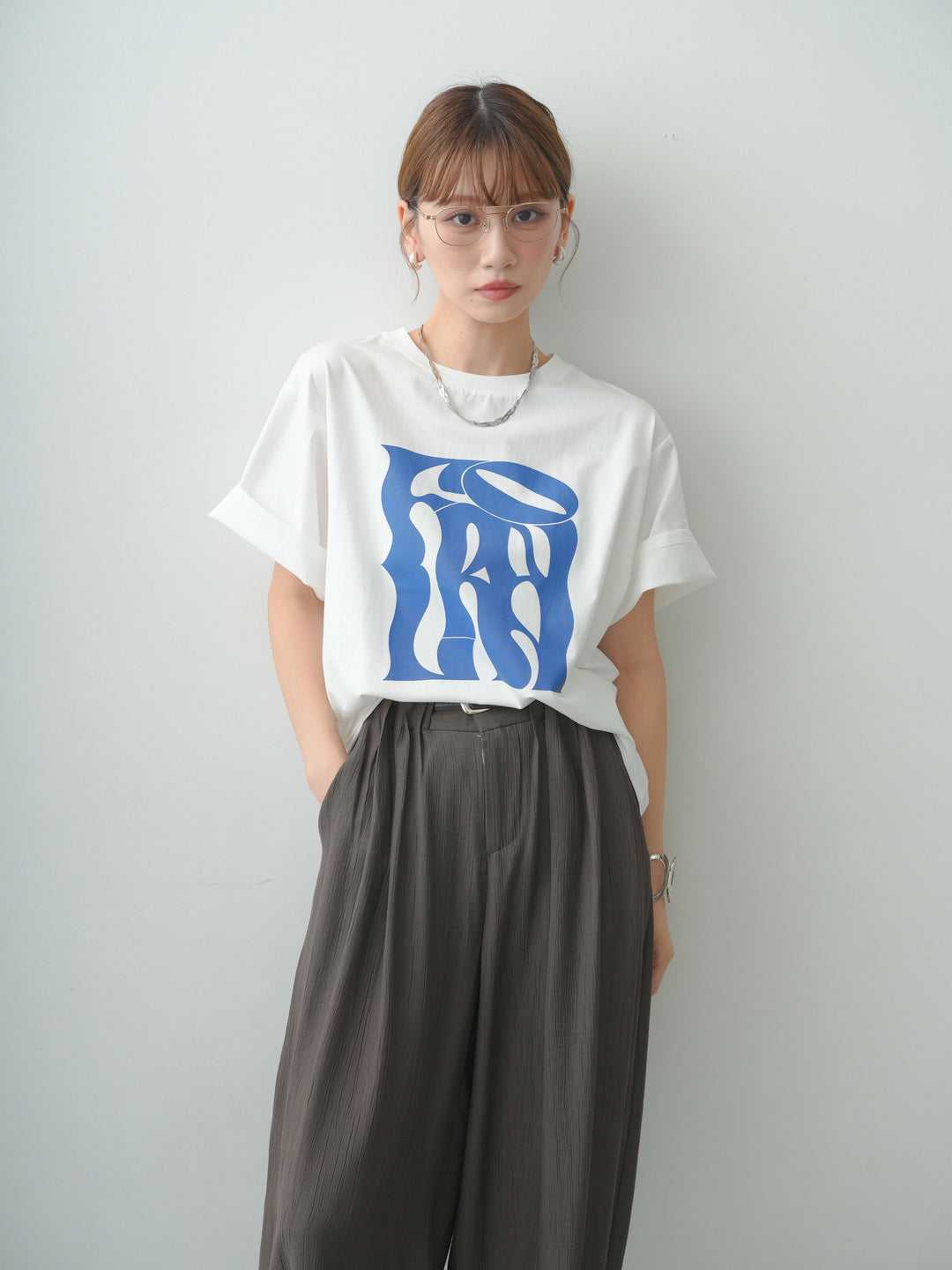[SET]クールタッチアートロゴオーバーTEE+ベルト付ワッシャーライトワイドパンツ(2set)