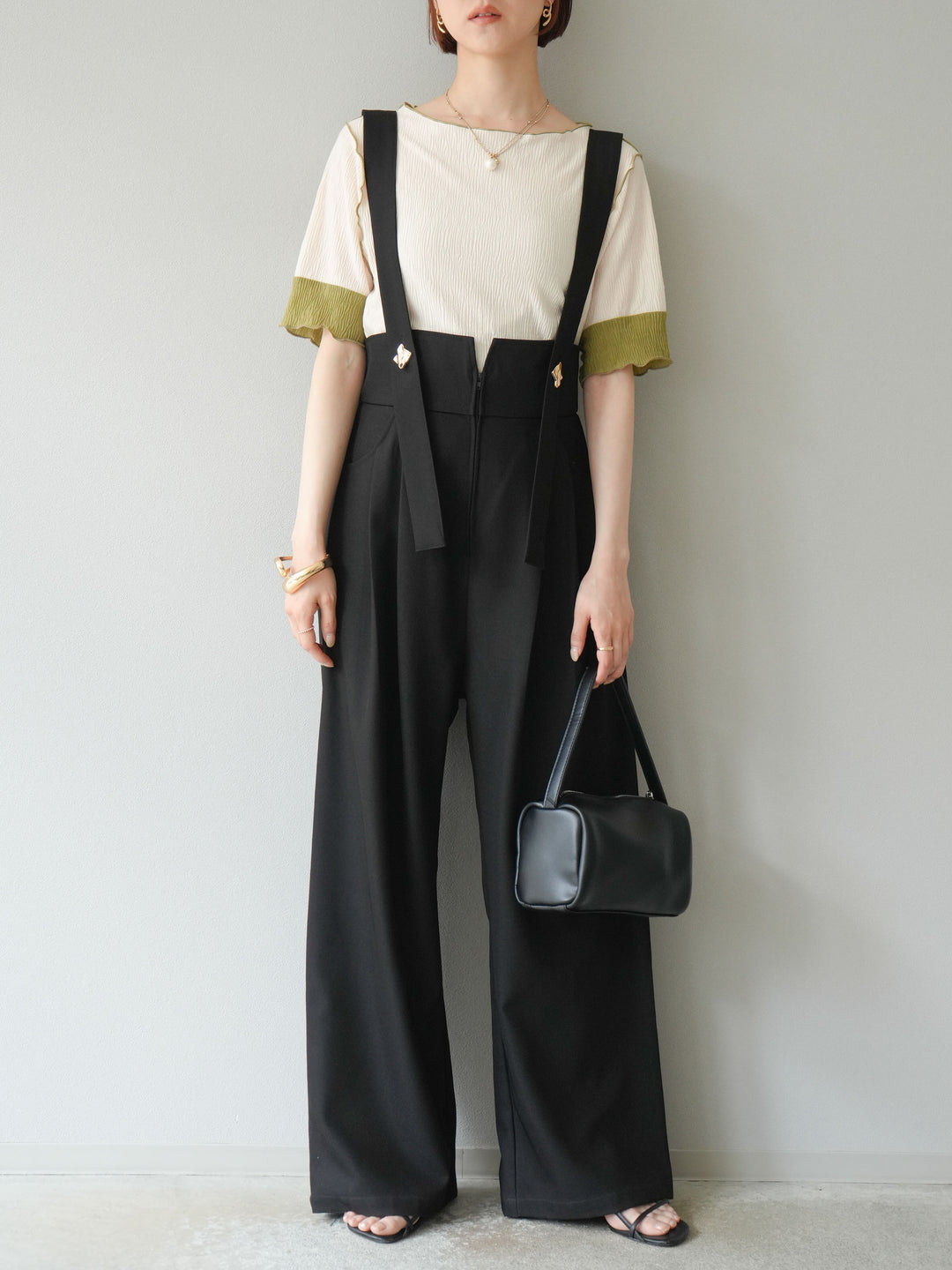 [SET]プリーツ配色ボートネックプルオーバー+ゴールドボタンサスペンダーワイドパンツ(2set)