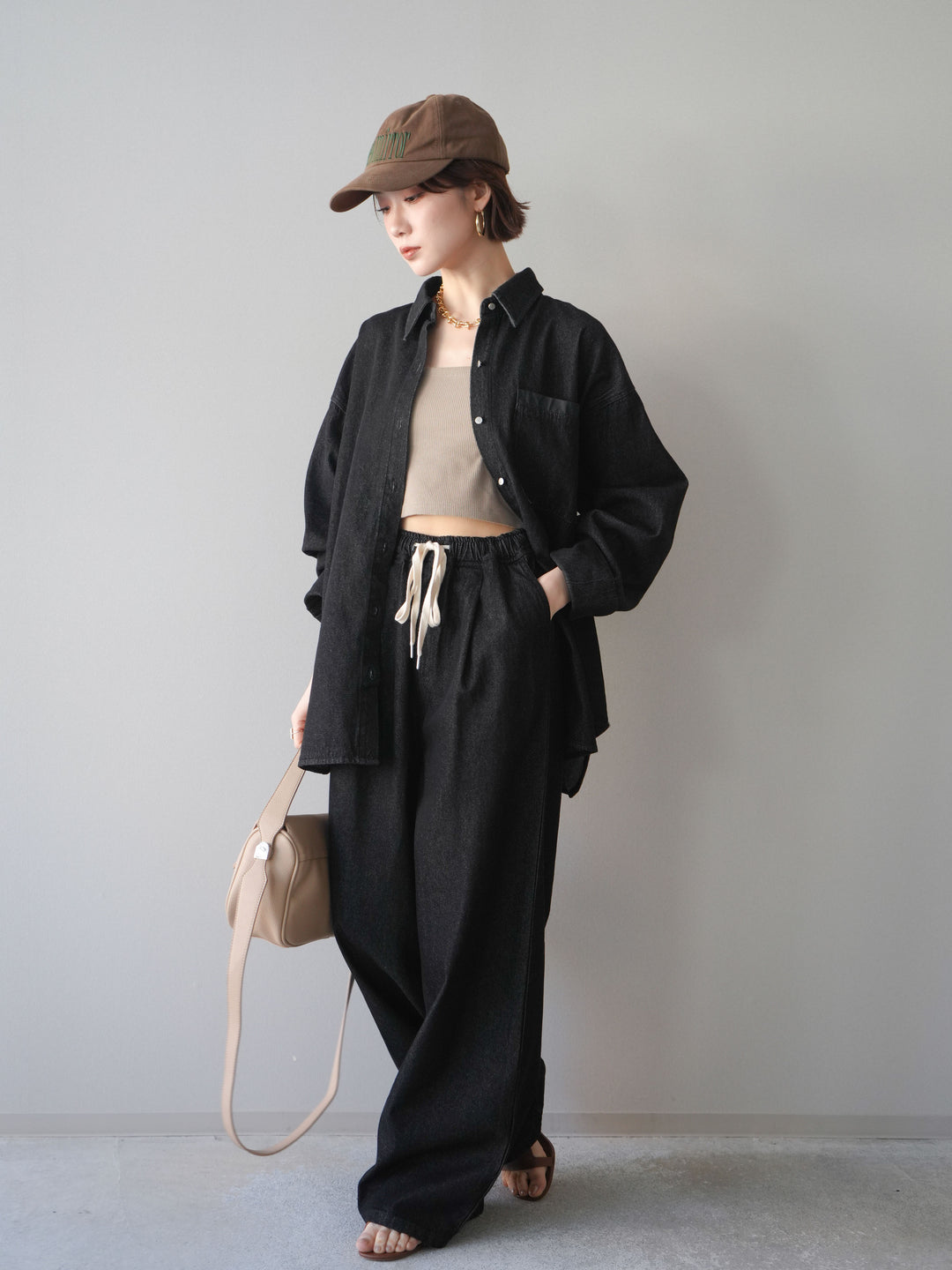 [SET]ポイントレザーオーバーデニムシャツ+ドロストワイドデニムパンツ(2set)