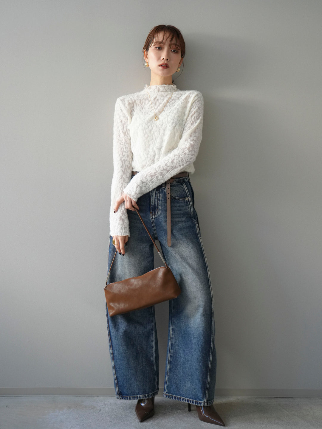 [予約]起毛レースプチネックトップス/white