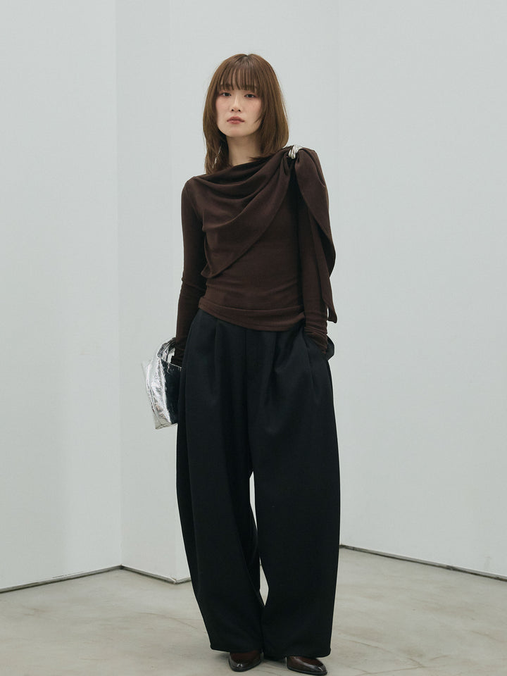 [予約]ブローチ付ドレープ裏起毛トップス/brown