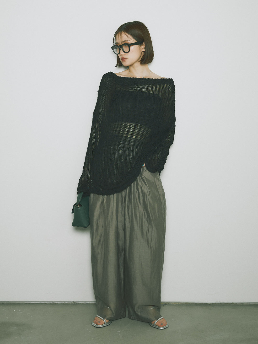 [SET] 後背垂墜網眼套頭衫 + 透明萊賽爾三折寬褲 (2 套)