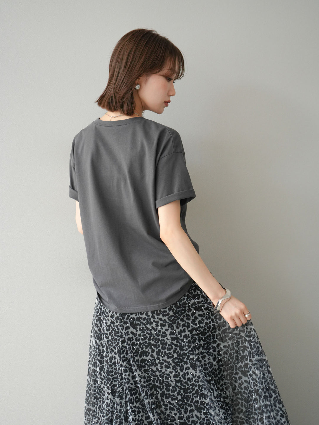 [予約]チュールレイヤードプリントTシャツ/チャコール