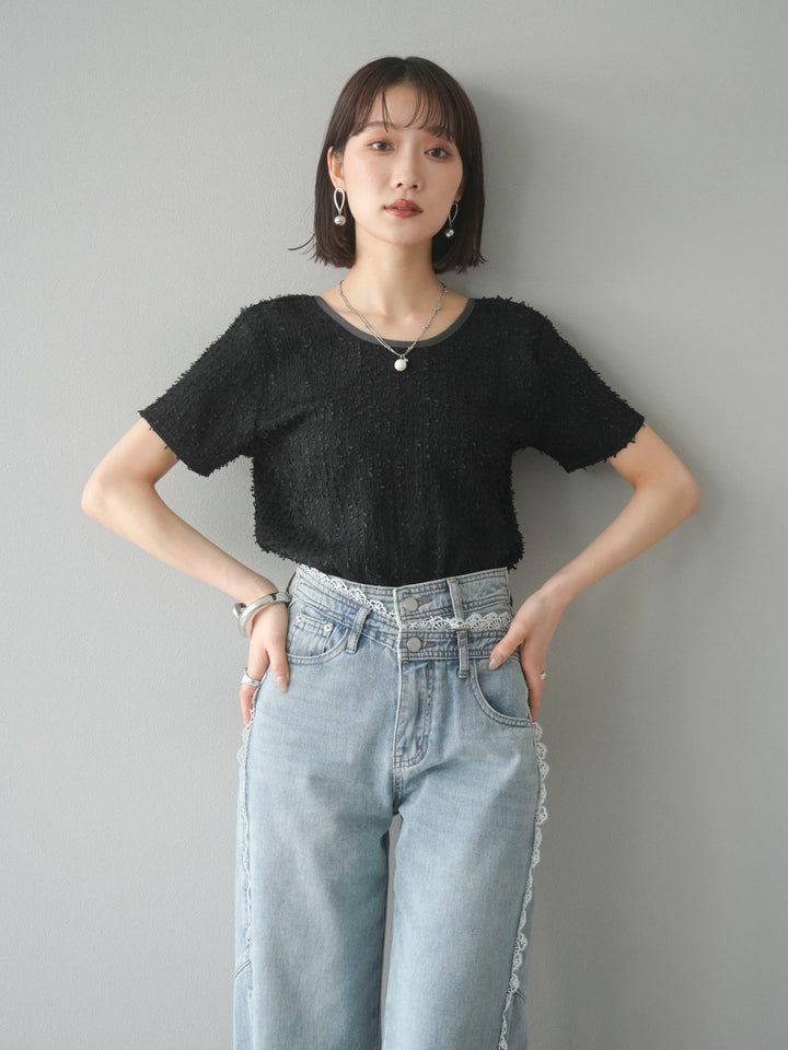【預購】同色系滾邊蓬鬆剪裁上衣/黑色