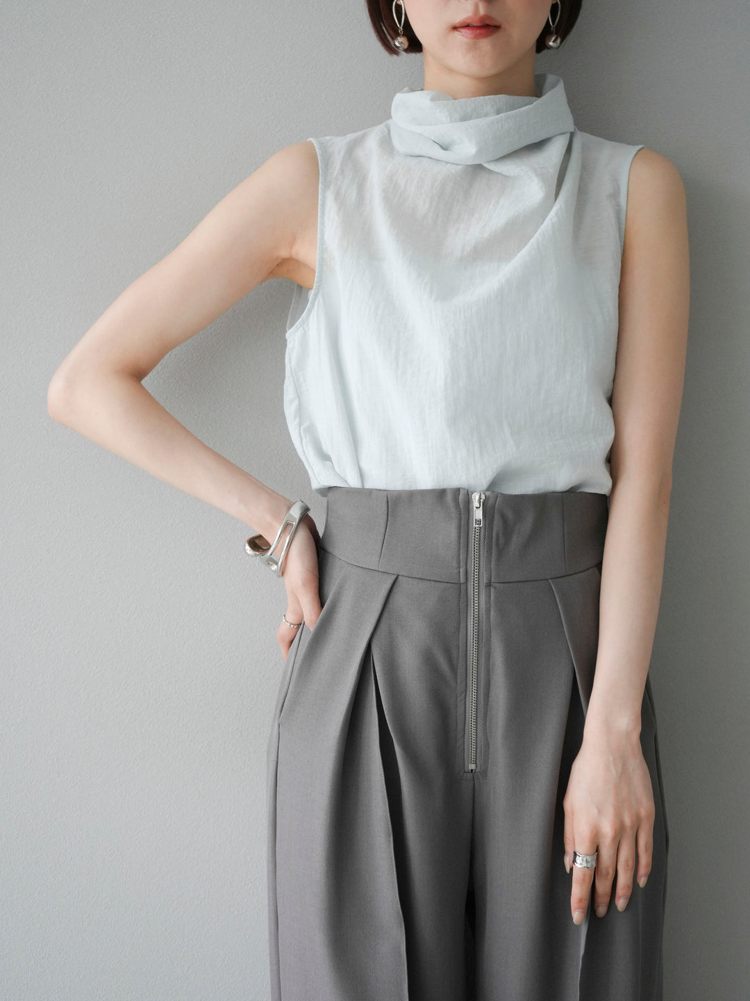 [SET]バックタイノースリーブブラウス+バックタイノースリーブブラウス(2set)