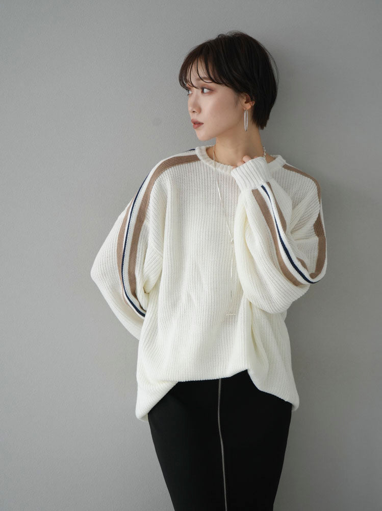 [Pre-order] Line sleeve shoulder rib knit pullover/off white